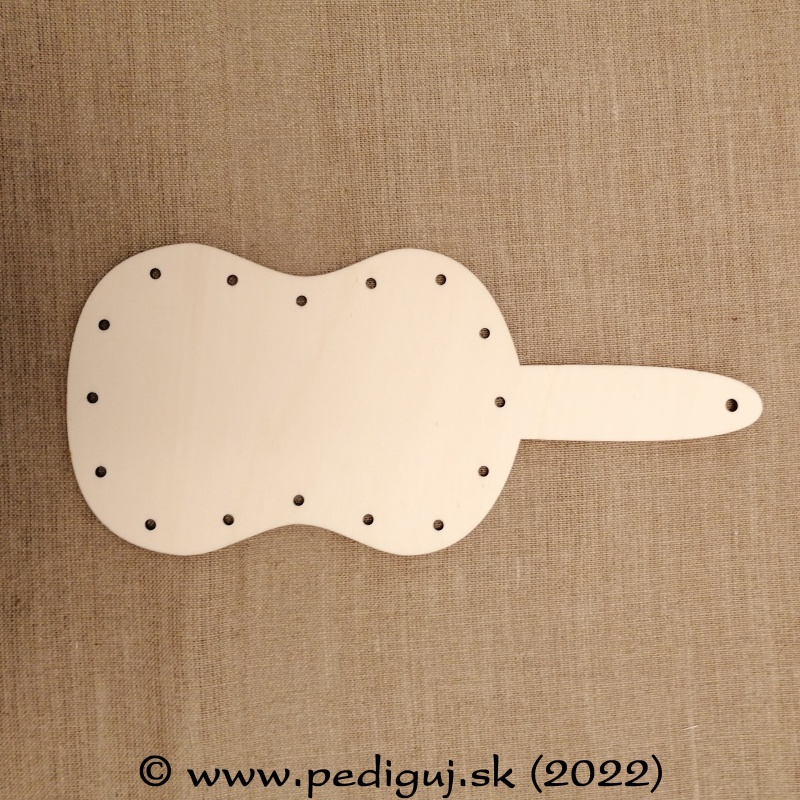 Lopárik 20x14 cm + rúčka 11 cm, papierové pletenie počet dierok 16